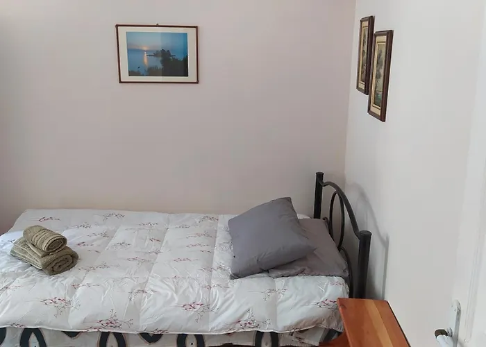 Spiros Old Town Apartment